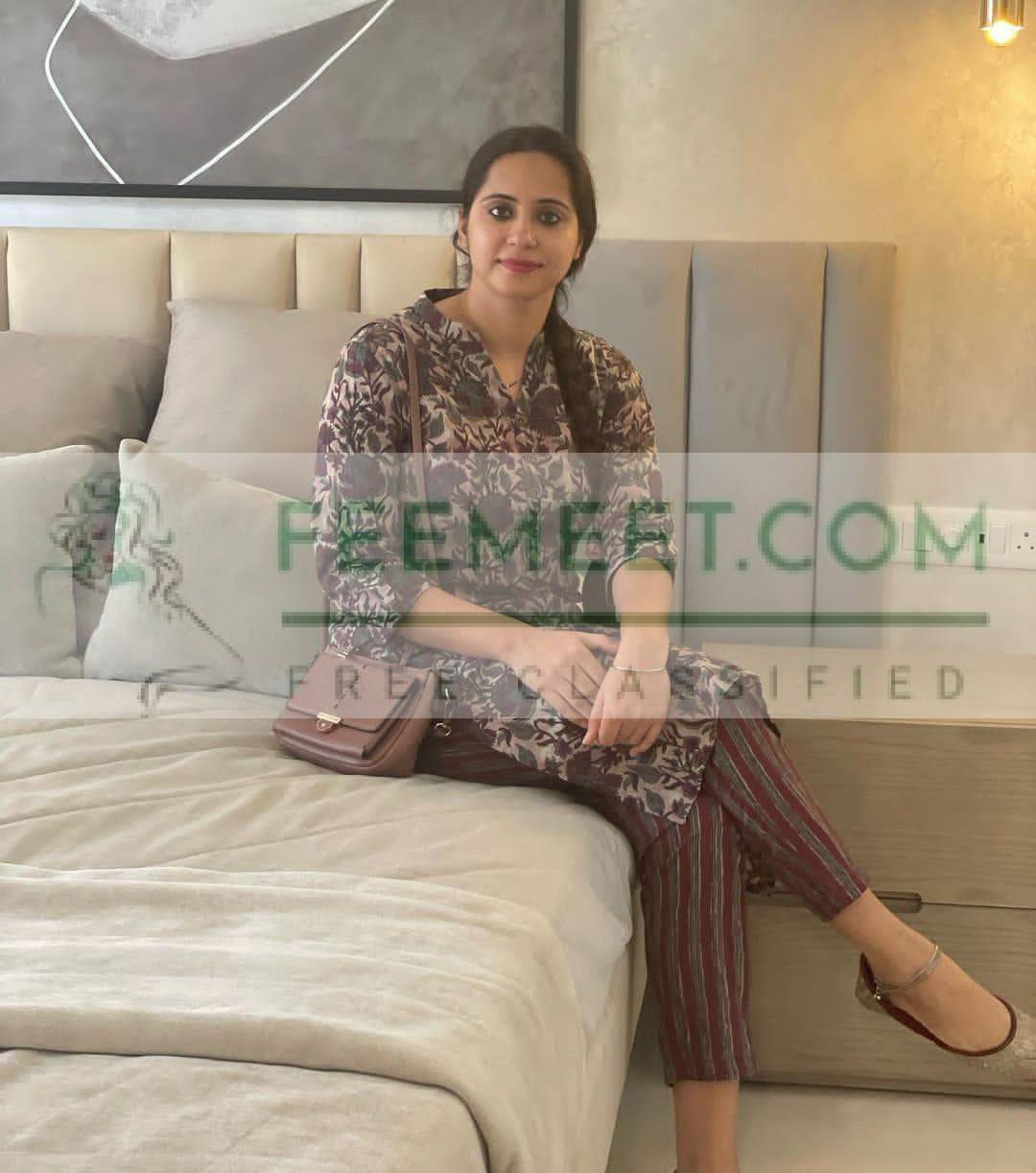 9934532660 Hotel Suba International Call Girls Only Cash Payment Services Mumbai
